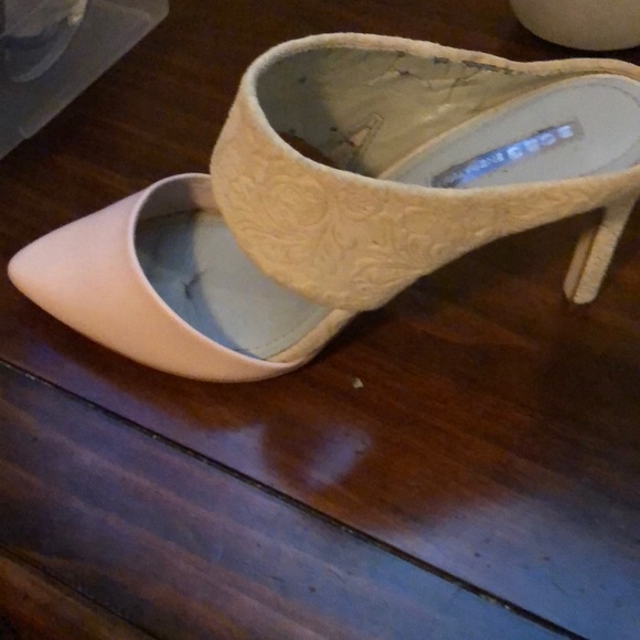 Shoes - Picture 2 of 2